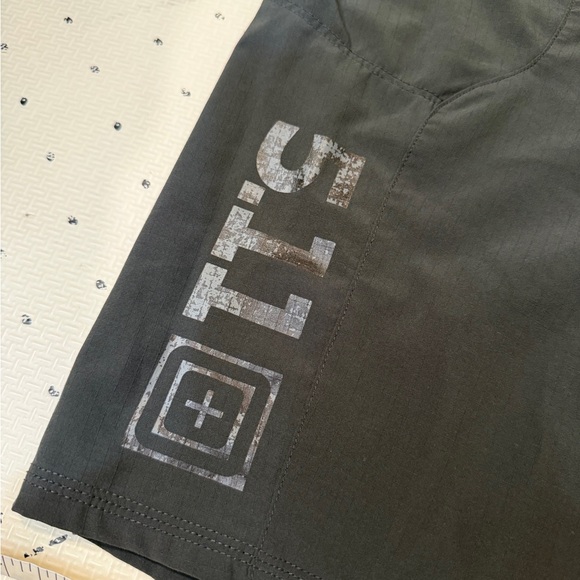 5.11 Tactical Men's Recon Vandal Shorts 38 - Picture 5 of 7